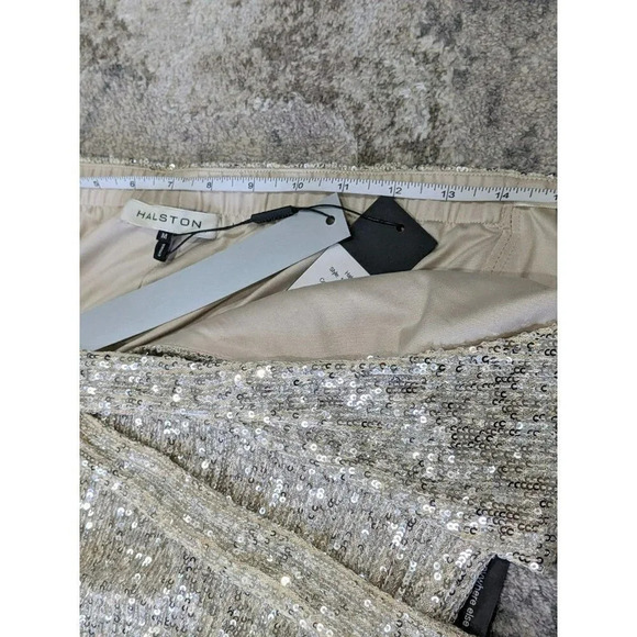 NWT Halston Women's Sequined Halter Formal Long Dress M (MSRP $425) - Picture 7 of 9